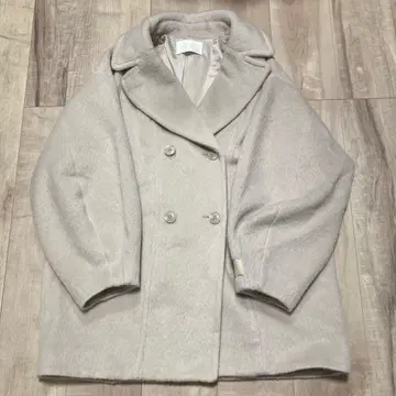 Chico 샤기풍 미들 기장 코트