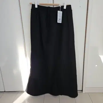 블랙 롱 스커트