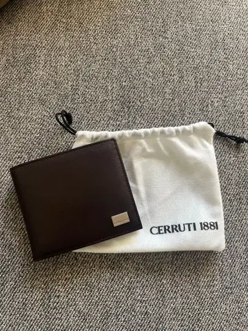 [미사용 새상품] CERRUTI 1881 접이식 지갑
