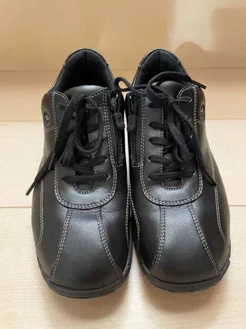 요넥스 파워 쿠션 스니커즈 24.5