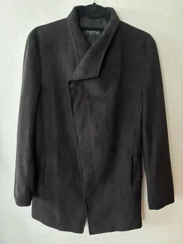 토네이도 마트 코트 블랙