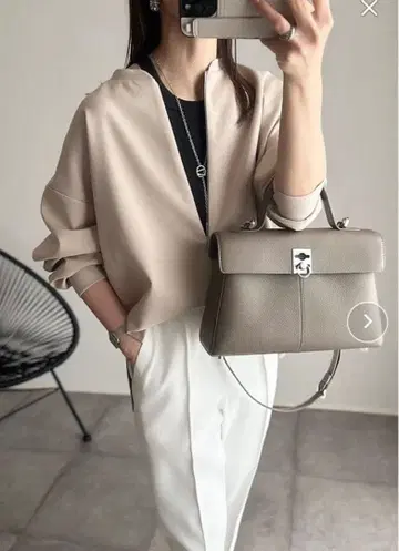 EmmaTaylor 라이트 종이상자 프론트 2way 롱 슬리브 풀오버