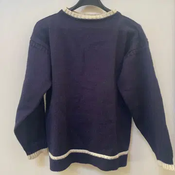 네이비 니트 스웨터 크루넥