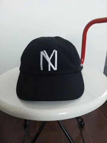 COMES AND GOES 블랙 야구 모자