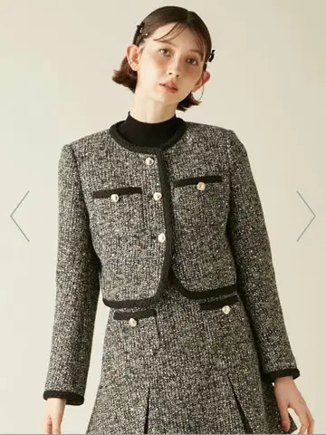 lily brown 트위드 숏 자켓 BLK
