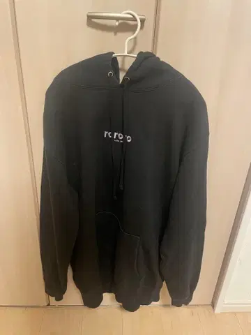 마키 rororo 후드티