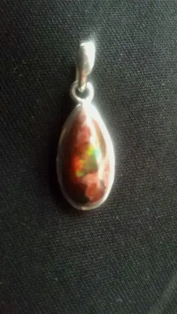 파이어 오팔 실버 펜던트