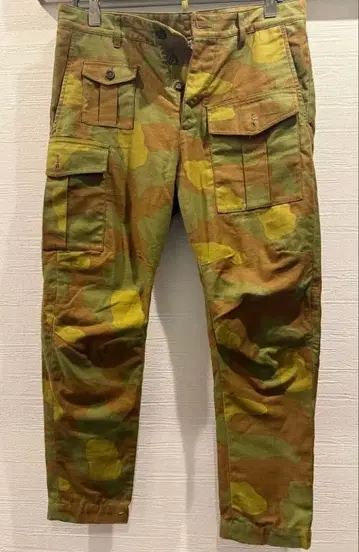 DSQUARED2 카모플라쥬 카고 팬츠 46