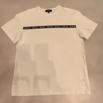 [컨디션 최상] A.P.C. 화이트 티셔츠 S사이즈