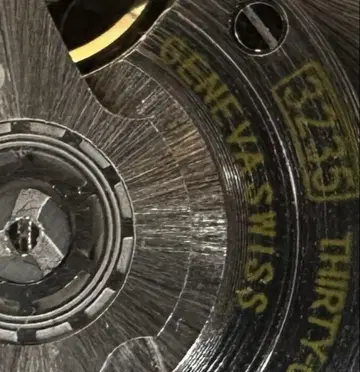 Cal.3235 무브먼트 그린 클린