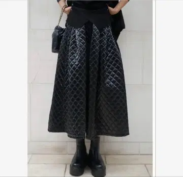 메탈릭 퀼팅 스커트 마이 스트라다 그레이스 콘티넨탈 좋아하시는 분께