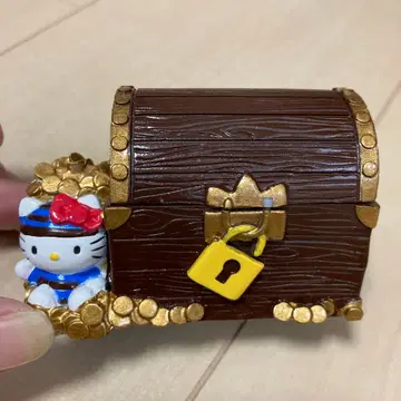 헬로키티 보물 상자형 소품함 미사용품