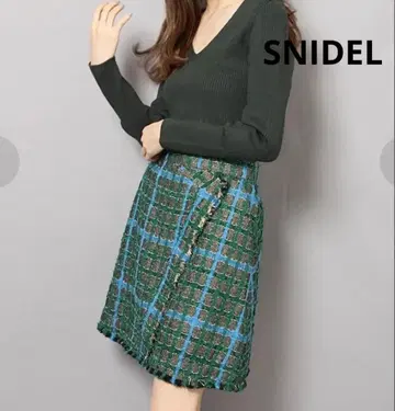 스나이델 자카드 체크 미니 스커트 그린