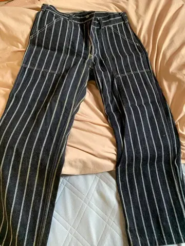 코지마 청바지입니다.