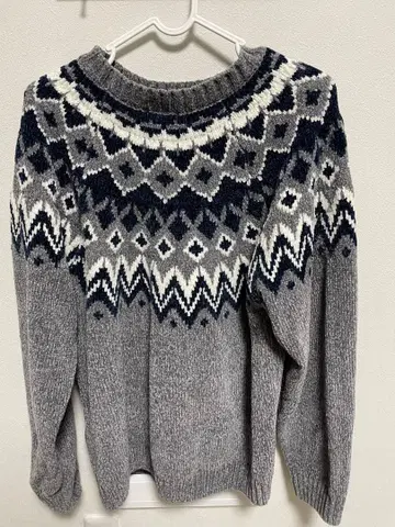 니트 스웨터 어반 리서치 몰 니트 큐신 패턴