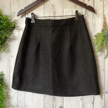 평평하게 놓았을 때 허리 34