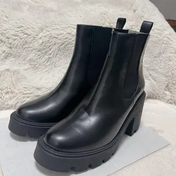 미사용 새상품 사이드 고어 통굽 부츠 LL 사이즈 빅 사이즈