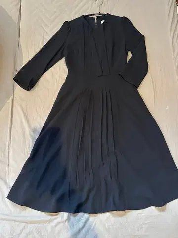 CELFORD 보타이 플리츠 원피스