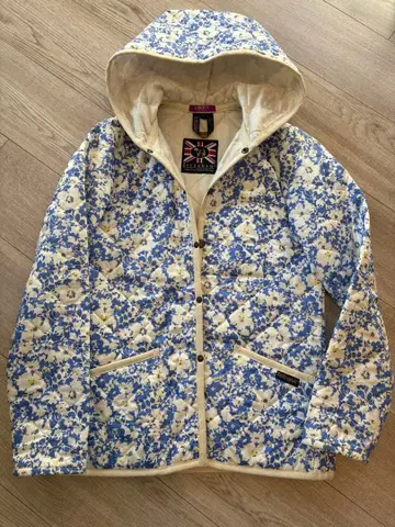 [ 컨디션 최상 ] LAVENHAM x 리버티 퀼팅 아우터 사이즈 34