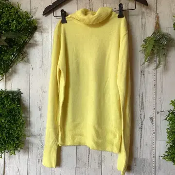 평평하게 놓았을 때 가슴 너비 43