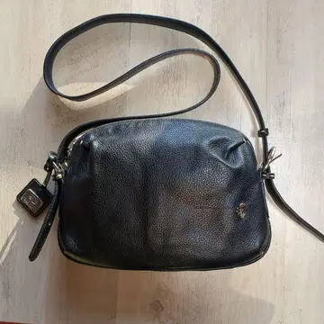 펠레보르사 숄더백 가죽