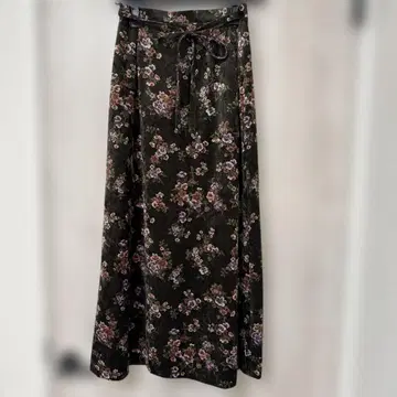 벨로아 꽃무늬 롱 스커트