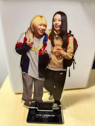 베이비 왈큐레 나이스 데이즈 아크릴 스탠드