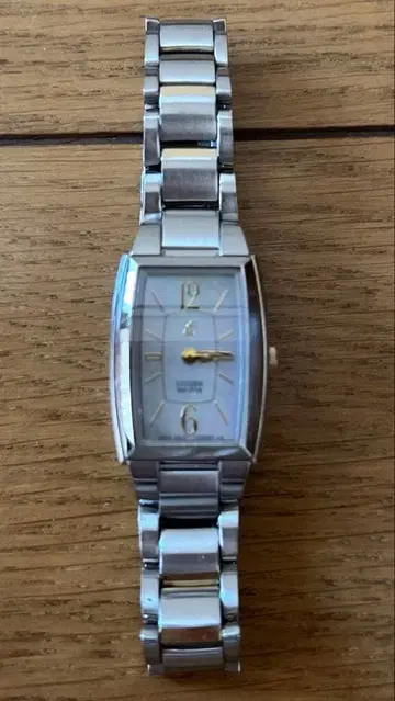 CITIZEN xC 솔라 손목시계 B023-T009719