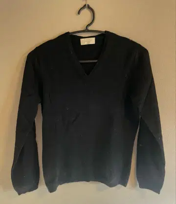 Pringle V넥 긴팔 니트 스웨터