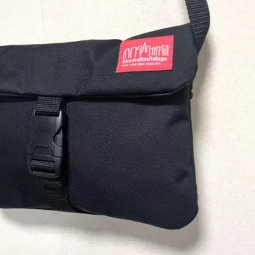 Manhattan Portage 블랙 숄더백