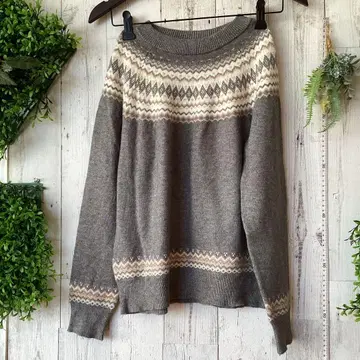 평평하게 놓았을 때 가슴 너비 47