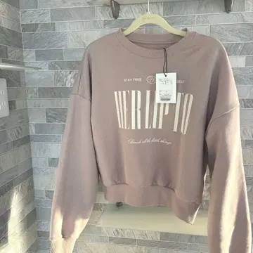 herlipto Cherish Oversized Sweatshirt