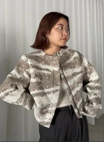 AMERI 노카라 자켓