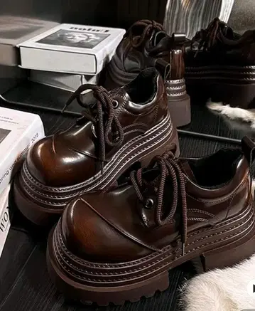 통굽 로퍼 빈티지 가공 다크 브라운