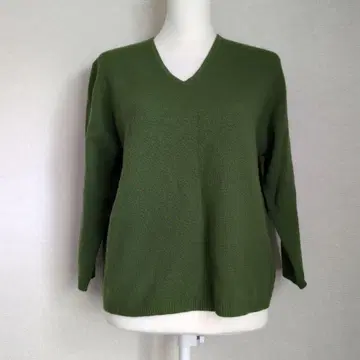 [ 미사용 ] 그린 V넥 캐시미어 니트 스웨터 긴팔