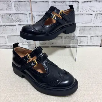 ZARA 자라 컷 아웃 디테일 슈즈 에나멜 블랙 40