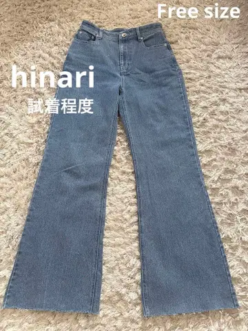 새상품급 hinari 플레어 데님 팬츠