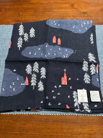 미나 페르호넨 스카프 forest village