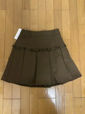 Junoah 프릴 박스 플리츠 스커트