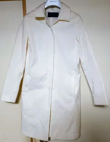 [클리닝 완료] LE CIEL BLEU 화이트 롱 코트