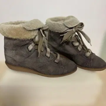 Ferrira 가죽 부츠 그레이스 스웨이드 38