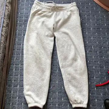 PUMA 후드티와 스웨트 팬츠 세트