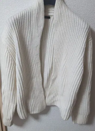 아이보리 니트 가디건