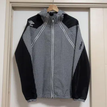 데상트 DESCENTE 점퍼 L 사이즈