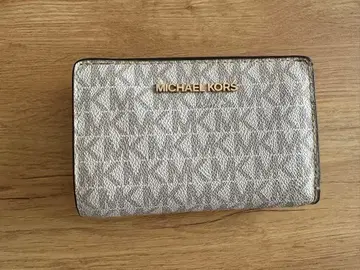 MICHAEL KORS 접이식 지갑 실버 x 브라운