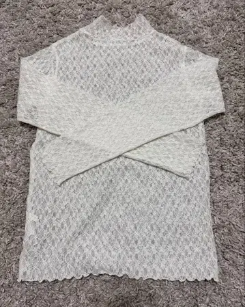 화이트 레이스 긴팔