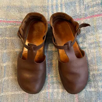 오로라 슈즈 T 스트랩 7.5 C 24.5