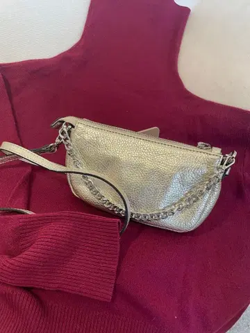 RIPANI 리퍼니 숄더 백 파우치 골드 체인 포함