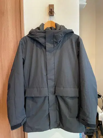 UNIQLO 하이브리드 다운 후드티 블랙 S 사이즈