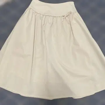 M'S GRACY 플레어 스커트 사이즈 38 아이보리